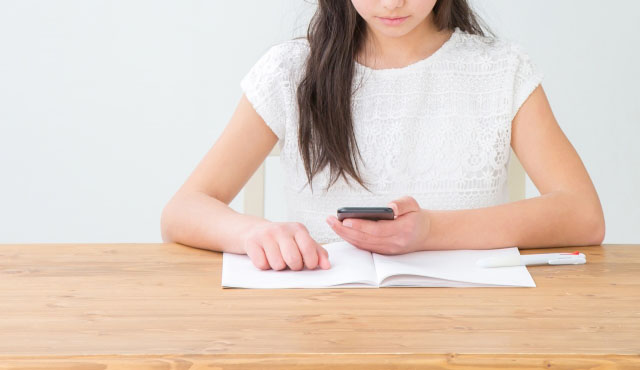 アプリを使った学習なら場所を選ばず学習できる！