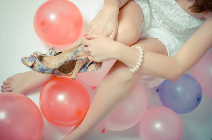 女性の脚の画像